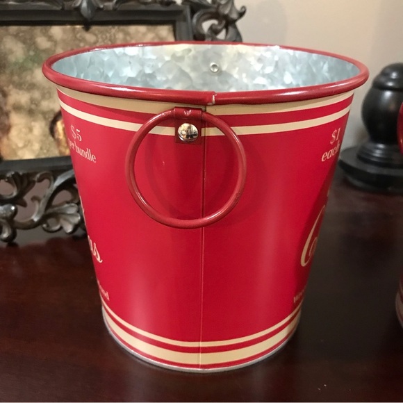 🎄Set/2 Vintage Style Christmas Containers - Picture 3 of 7